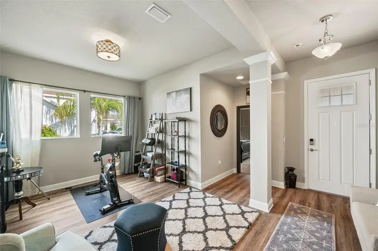 2575 CLAYMORE ST — photo 3