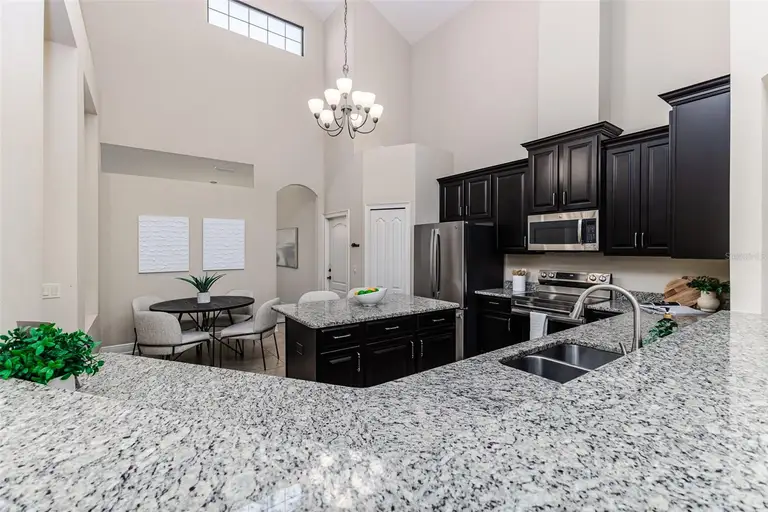 4002 SUNSET LAKE DR — photo 5