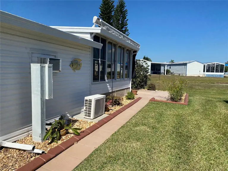 146 NIGHTINGALE CIR — photo 5