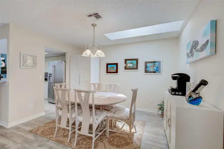 620 GARLAND CIR — photo 5