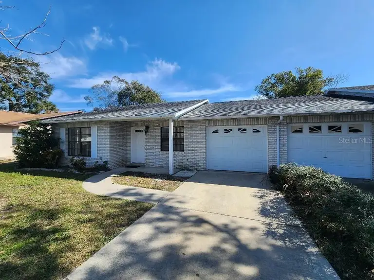 309 & 311 SEA HAWK CT — photo 3