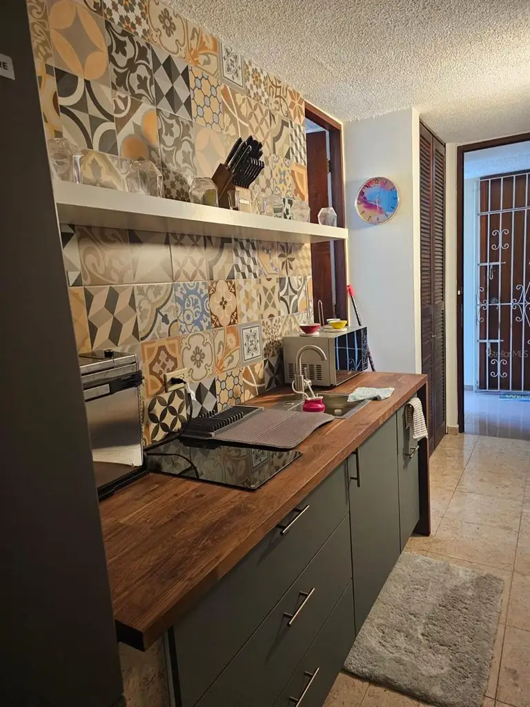 708 COND. ROYAL HOUSE, #501 — photo 4