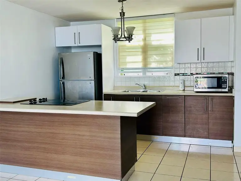 B-102 Aguila St. LA INMACULADA COURT #102-B — photo 4
