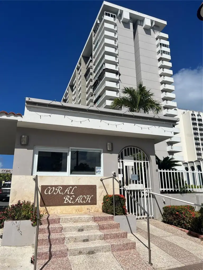 5859 Ave. Isla Verde CORAL BEACH #112