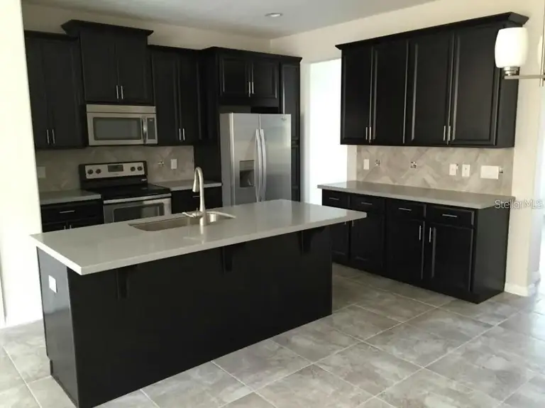 8476 IRON MOUNTAIN TRAIL — photo 4