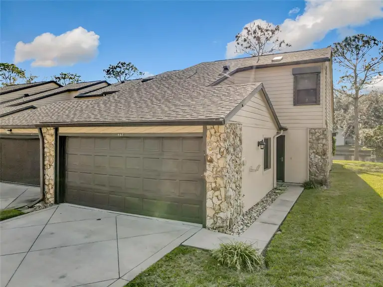 448 SHOREWOOD LN
