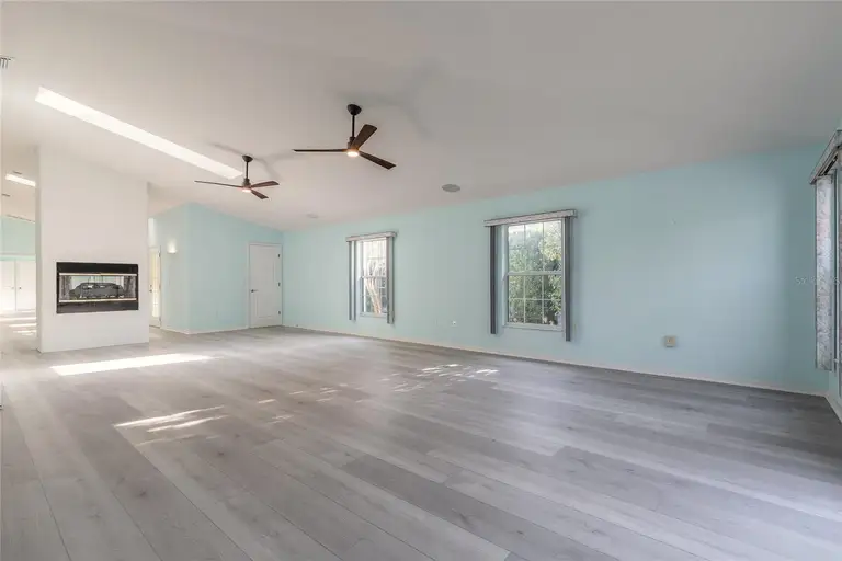 108 OCEAN DR — photo 5