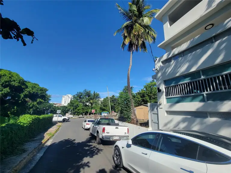 567 MARIANA BRACETTI ST — photo 3