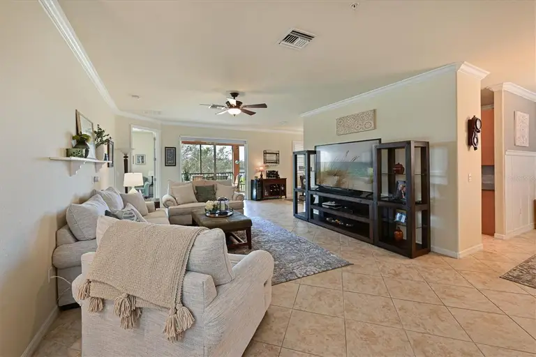 322 WINDING BROOK LN #103 — photo 5