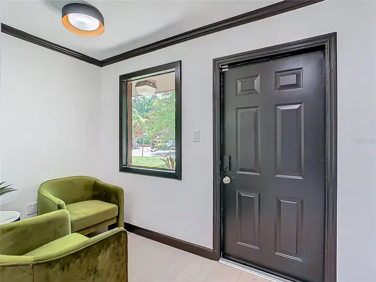 409 MONTGOMERY RD #121 — photo 4