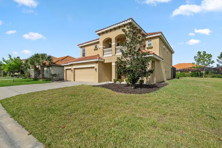 4164 OAKTREE DR