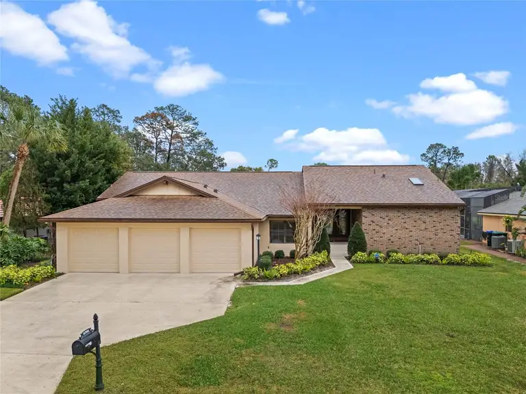 6766 EDGEWORTH DR