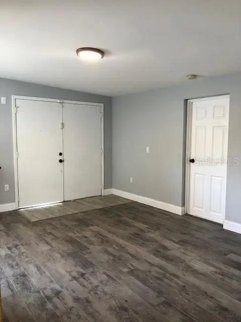 5520 OCEANIC RD — photo 3