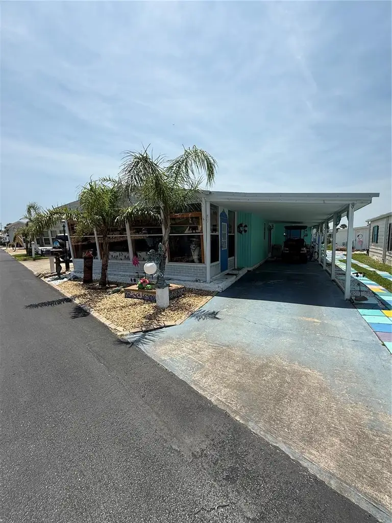 89 MERRIMAC DR