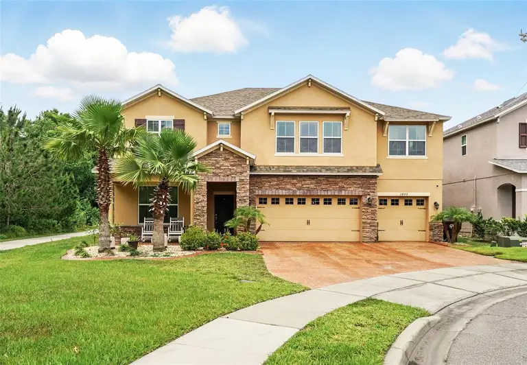 3899 MOUNT VERNON WAY