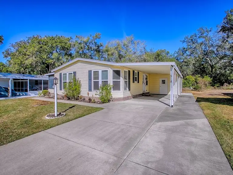 518 SAINT ANDREWS BLVD — photo 3