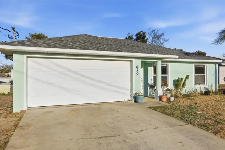 839 HOLLYWOOD ST — photo 2