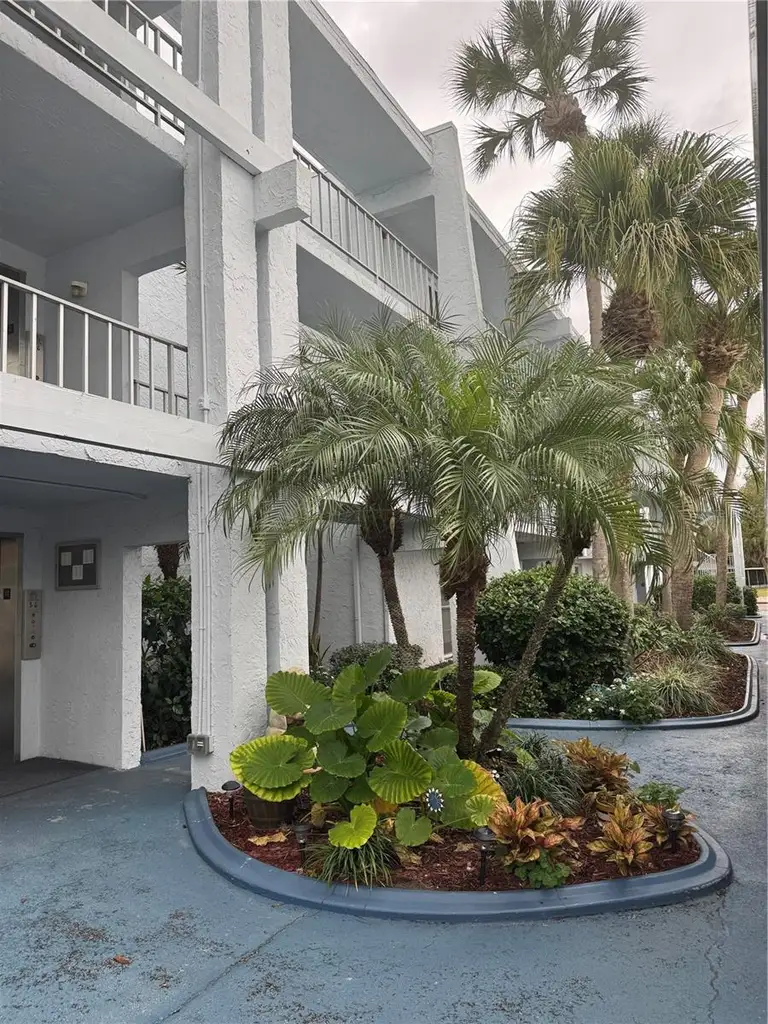 225 COUNTRY CLUB DR #C326 — photo 5