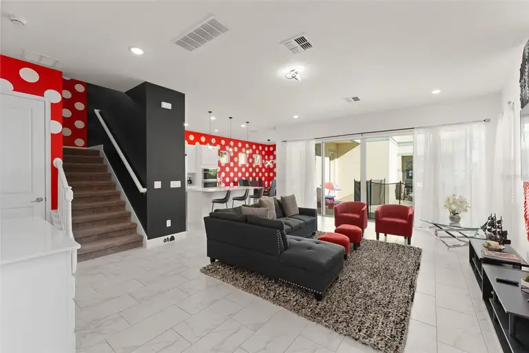 1531 FAIRVIEW CIR — photo 3