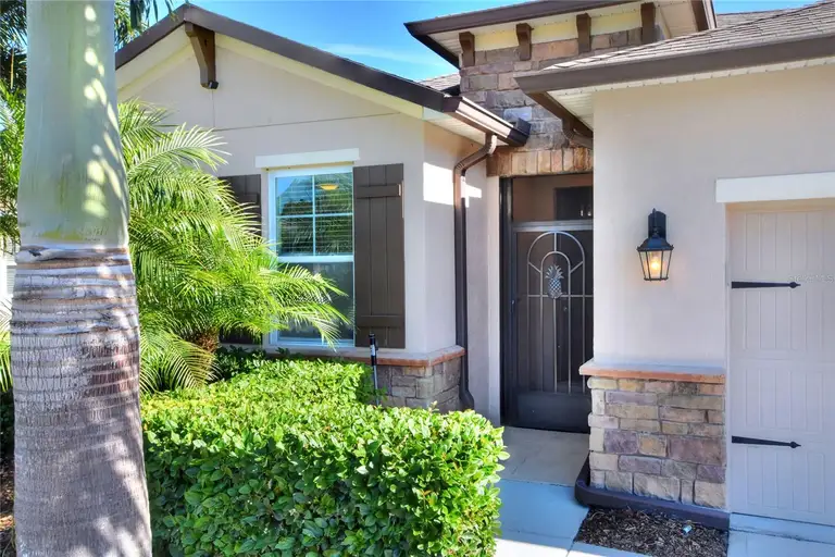 5828 MARSH LANDING DR — photo 2