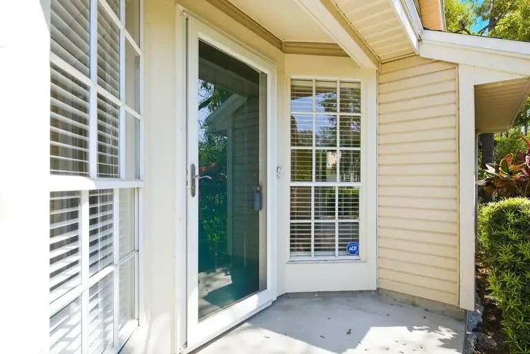 2128 CLOVER HILL RD — photo 4