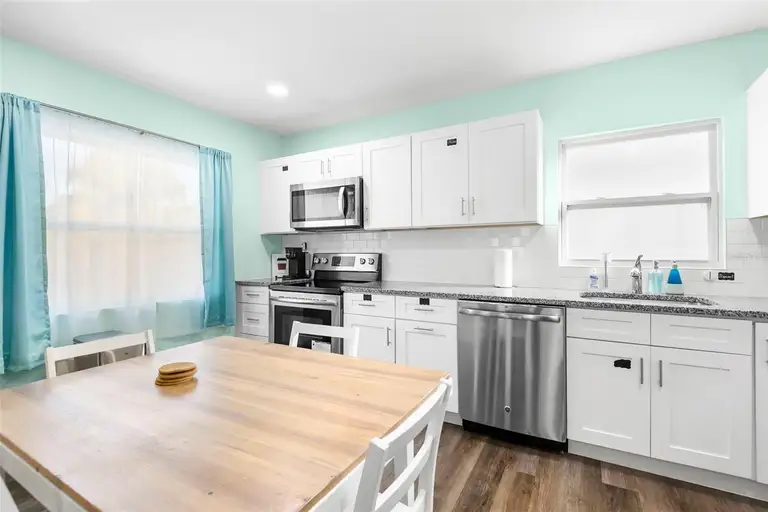 1613 N MARTIN LUTHER KING JR AVE — photo 3