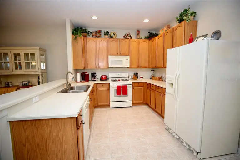 2753 TANGLEWYLDE DR — photo 4
