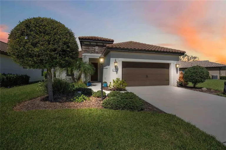 225 BENEDETTO CT