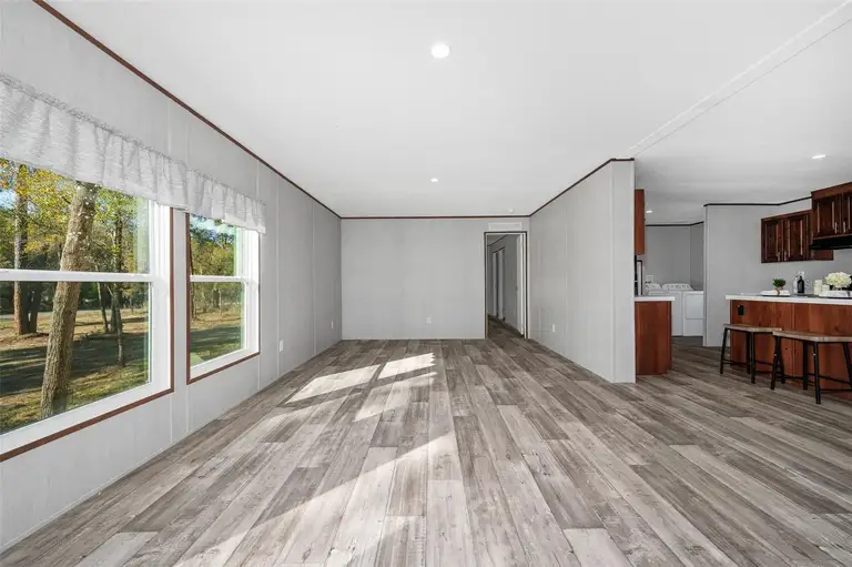 6951 NE 104 CT — photo 5