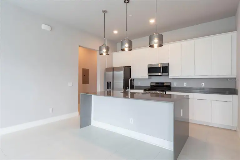 7760 SANDY RIDGE DR #121 — photo 3