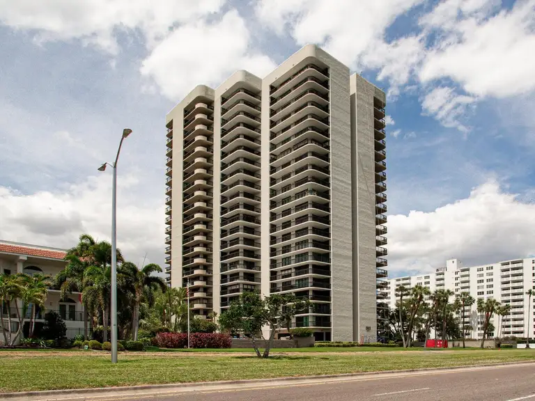 2413 BAYSHORE BLVD #201