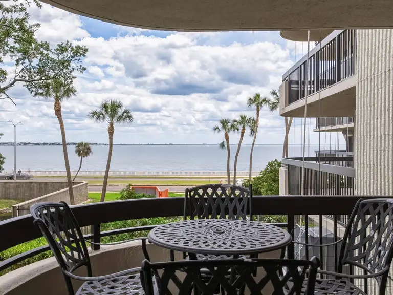 2413 BAYSHORE BLVD #201 — photo 3