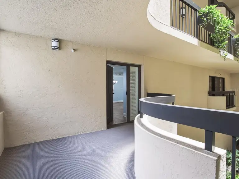 2413 BAYSHORE BLVD #201 — photo 5