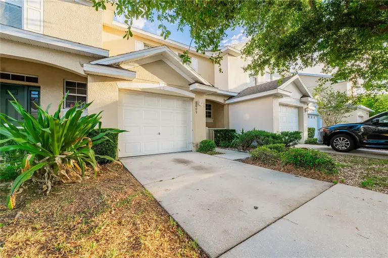 9609 CARLSDALE DR — photo 2
