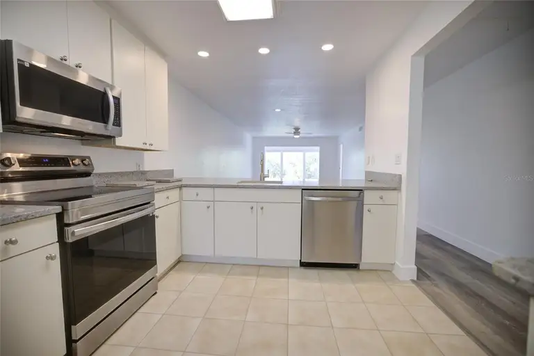 10134 REGAL DR #1 — photo 4