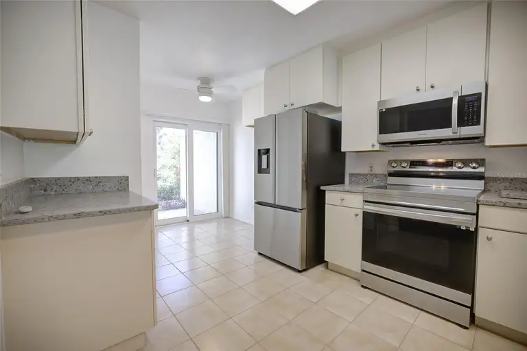10134 REGAL DR #1 — photo 5