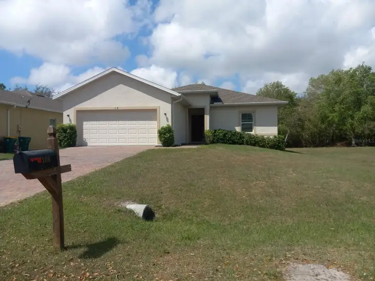 108 BOXWOOD LN