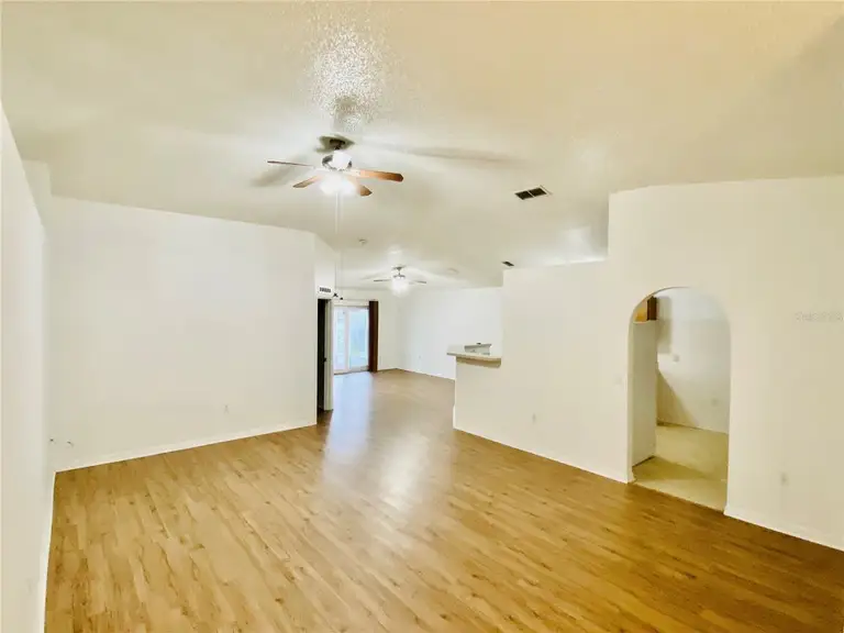3992 WARBLER DR — photo 2