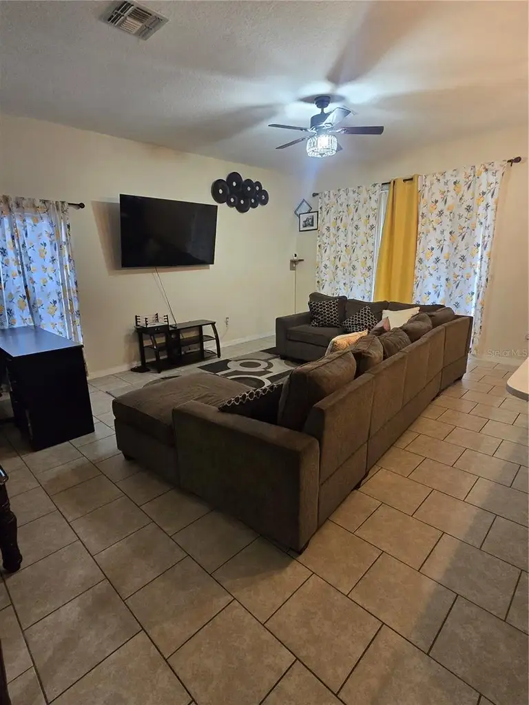 2500 BAYKAL DR — photo 3