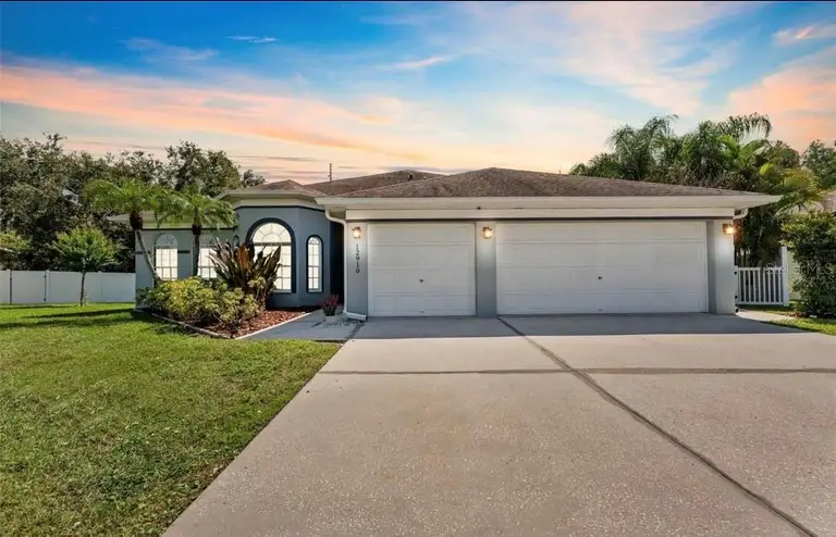 12910 VICKSBURG DR