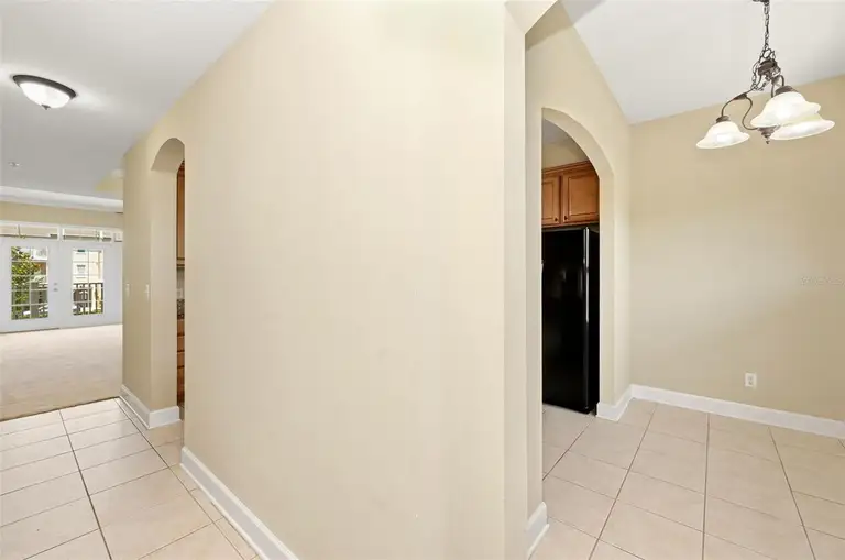 1231 WRIGHT CIR #212 — photo 5