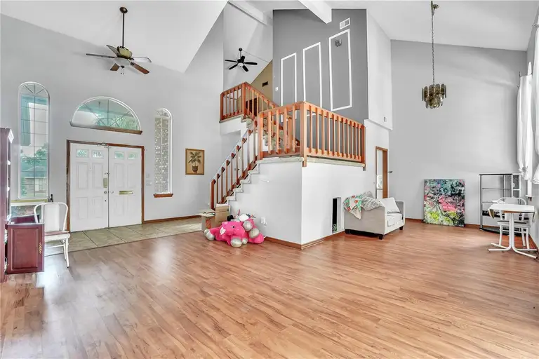 13 BASS LAKE DR — photo 5