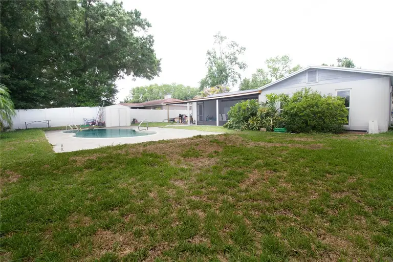 4313 HOLLOW HILL DR — photo 3