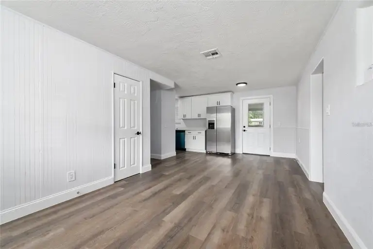 603 CONRAD DR — photo 3