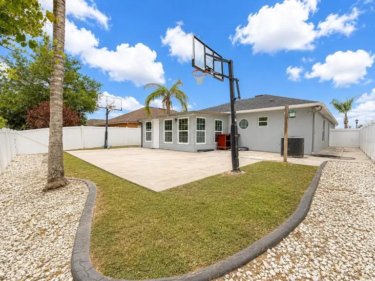 2221 PARIA LN — photo 3