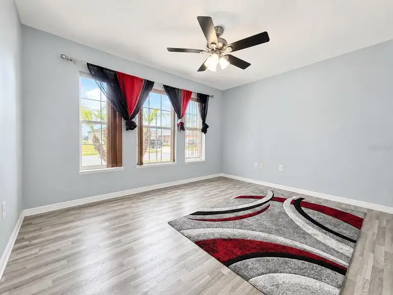 2221 PARIA LN — photo 4