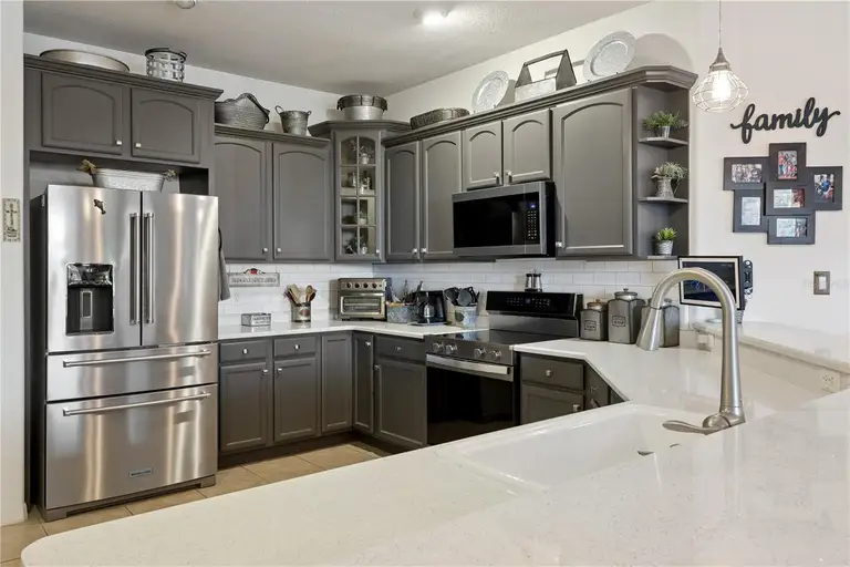 3110 BULKLEY PL — photo 4