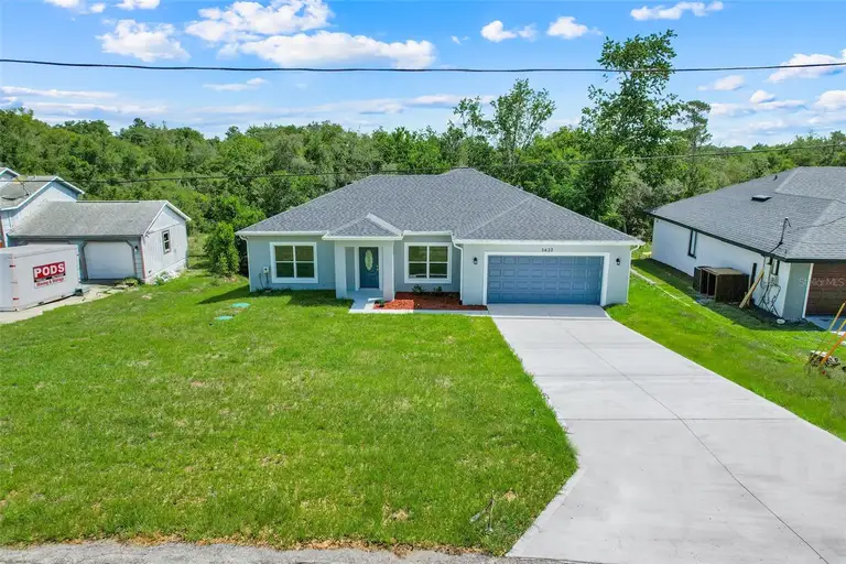 1622 N MERRICK DR — photo 5