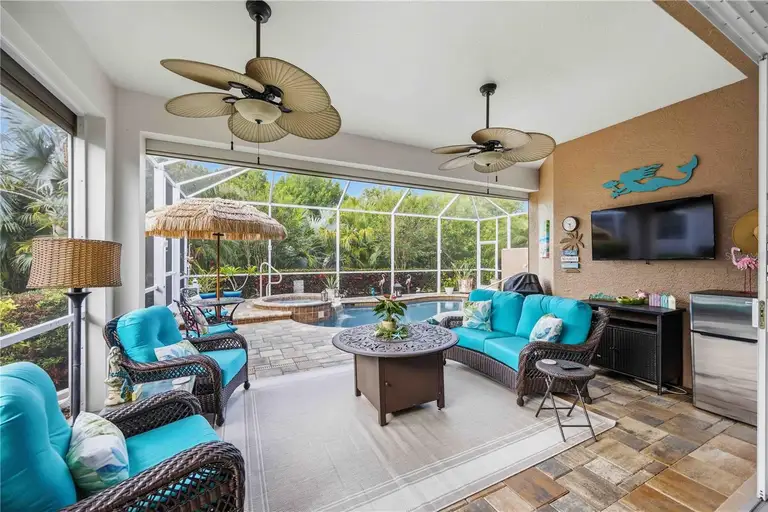 11045 BARNSLEY DR #11045 — photo 4