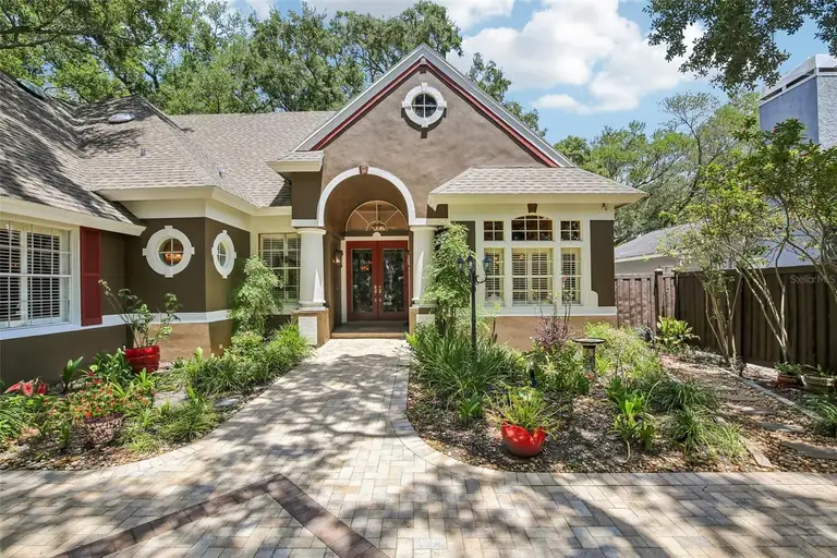 1706 COUNTRY TRAILS DR — photo 2